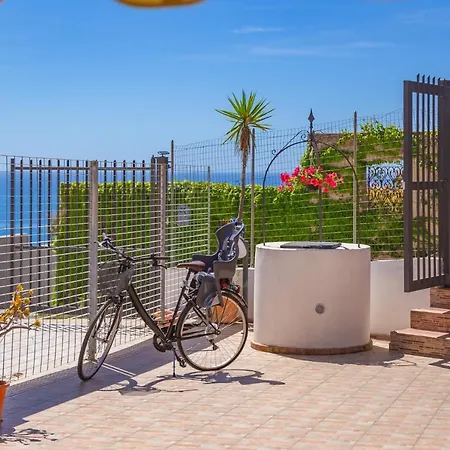 Apartment !!! 10 Min Dalla !!! - Nucci