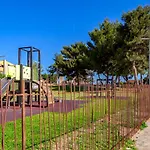 Casa Indipendente Vicino Con Ampia Veranda