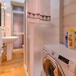 Appartamento Casa Indipendente Vicino Con Ampia Veranda Sciacca