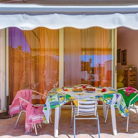 Nucci By Biddizzi Rari - A Pochi Minuti Dalla Con Ampia Veranda *