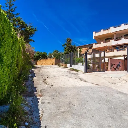 Casa Indipendente Vicino Con Ampia Veranda Appartamento Sciacca